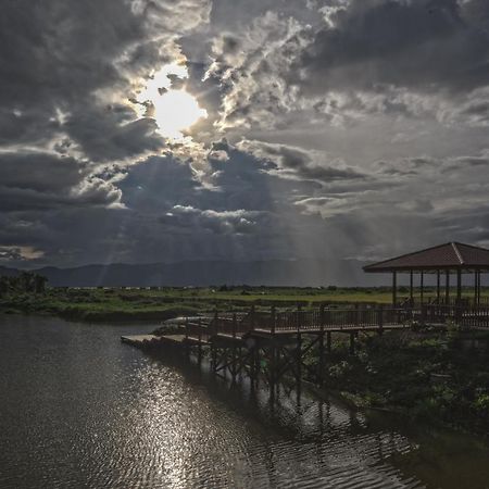 Sanctum Inle Resort Inle Lake Exterior foto
