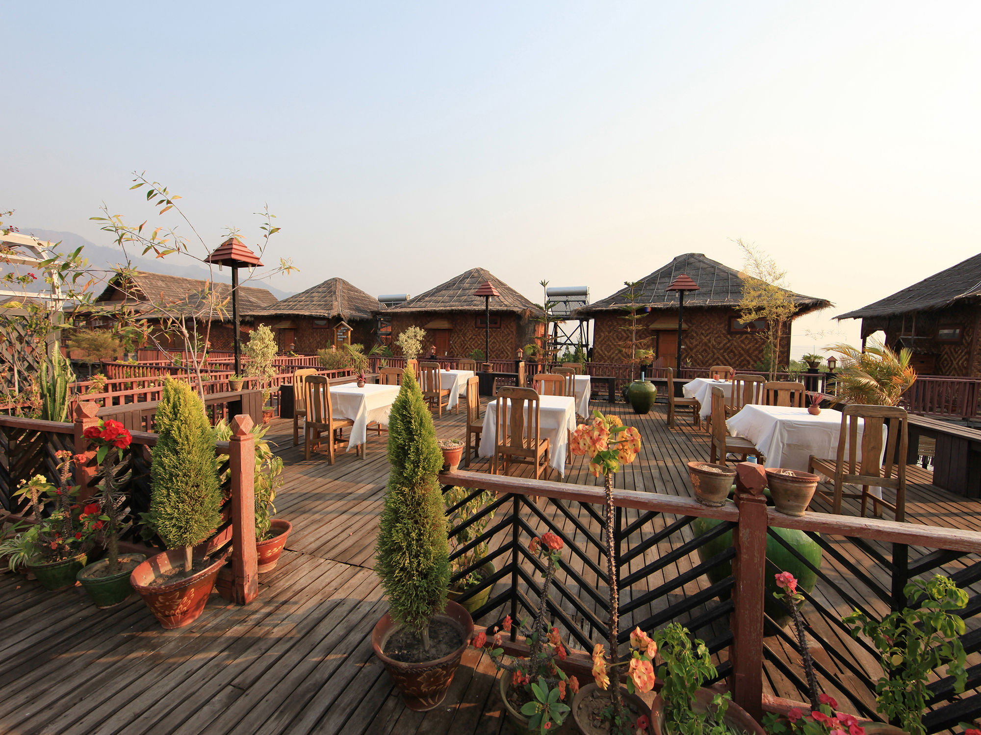 Sanctum Inle Resort Inle Lake Exterior foto