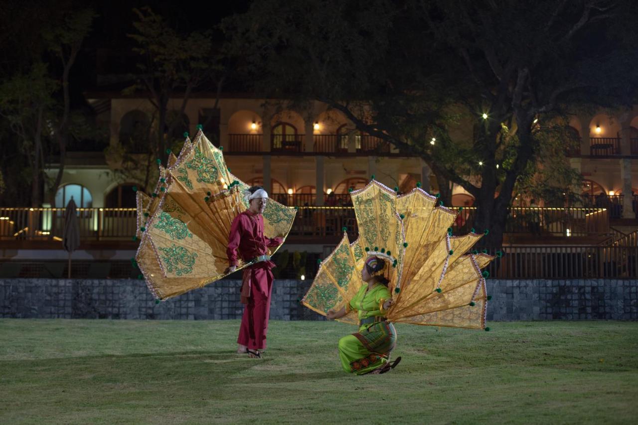 Sanctum Inle Resort Inle Lake Exterior foto