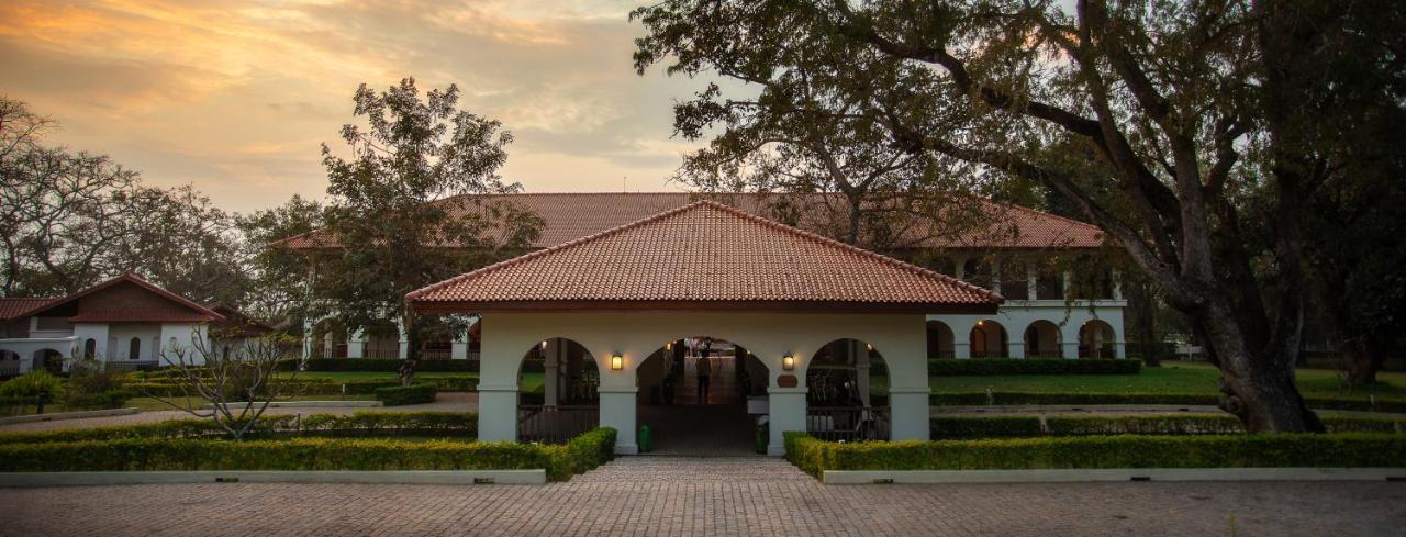 Sanctum Inle Resort Inle Lake Exterior foto